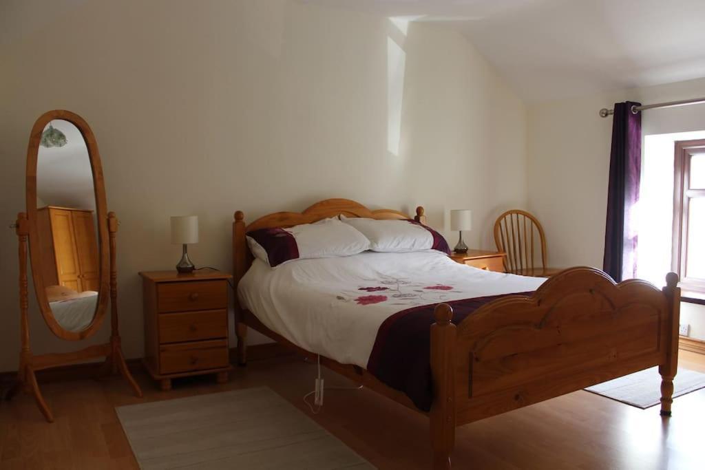 4 Bedroom Traditional Irish Farm House Killybegs Донегол Экстерьер фото