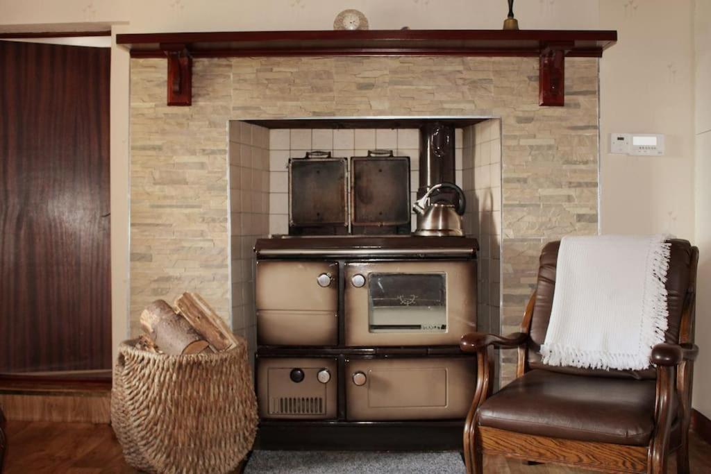 4 Bedroom Traditional Irish Farm House Killybegs Донегол Экстерьер фото