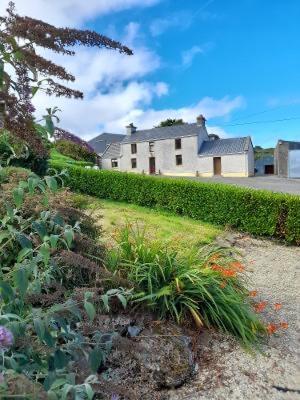 4 Bedroom Traditional Irish Farm House Killybegs Донегол Экстерьер фото
